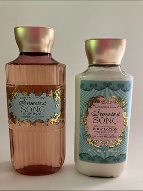 RARE Bath & Body Works * SWEETEST SONG * COLLECTION 2 PCS Set Body Care